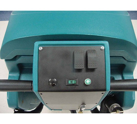 1530 Walk-Behind Carpet Extractor alt 3